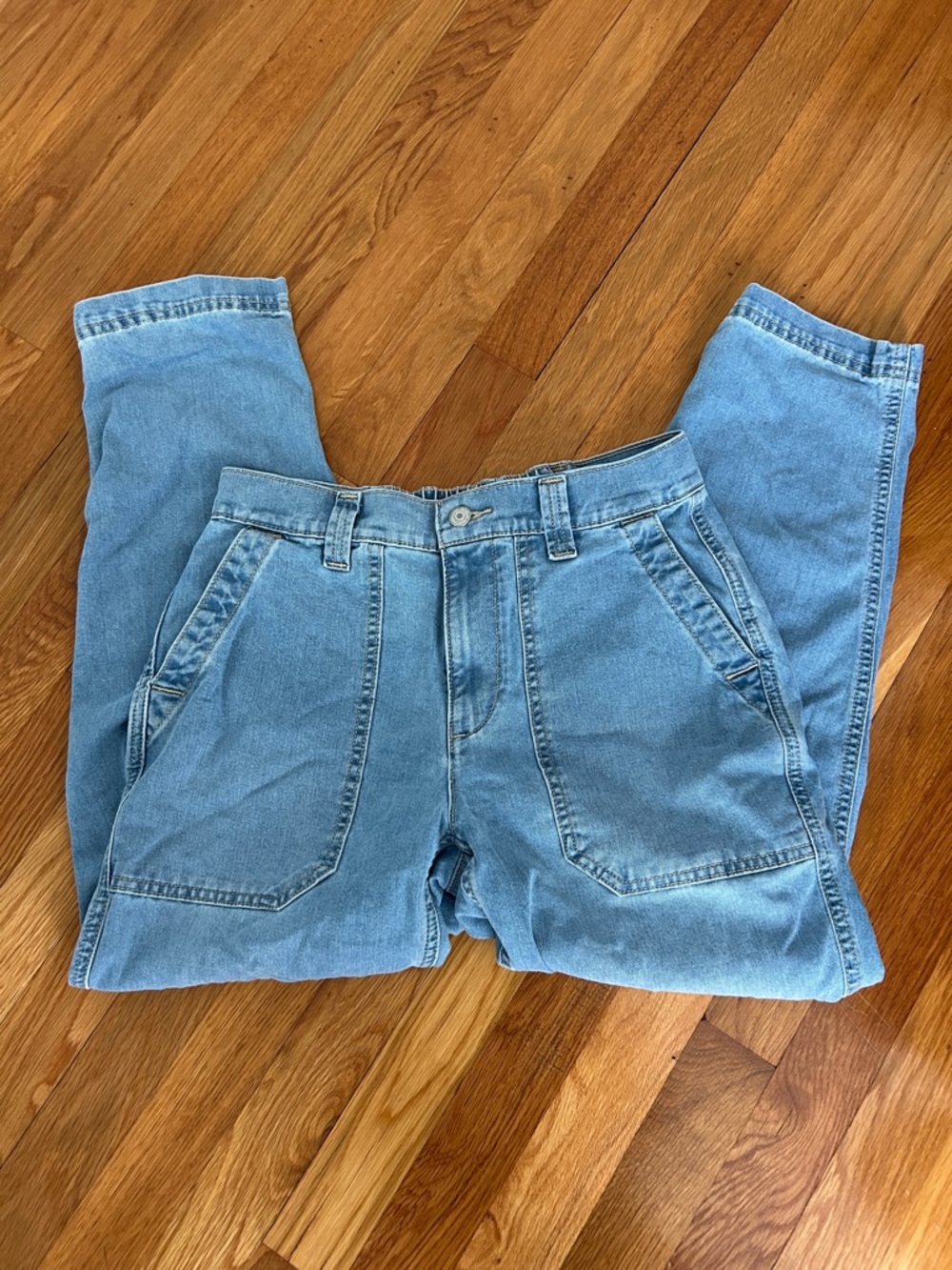 Old Navy Light Blue Relaxed Women Chino Jeans